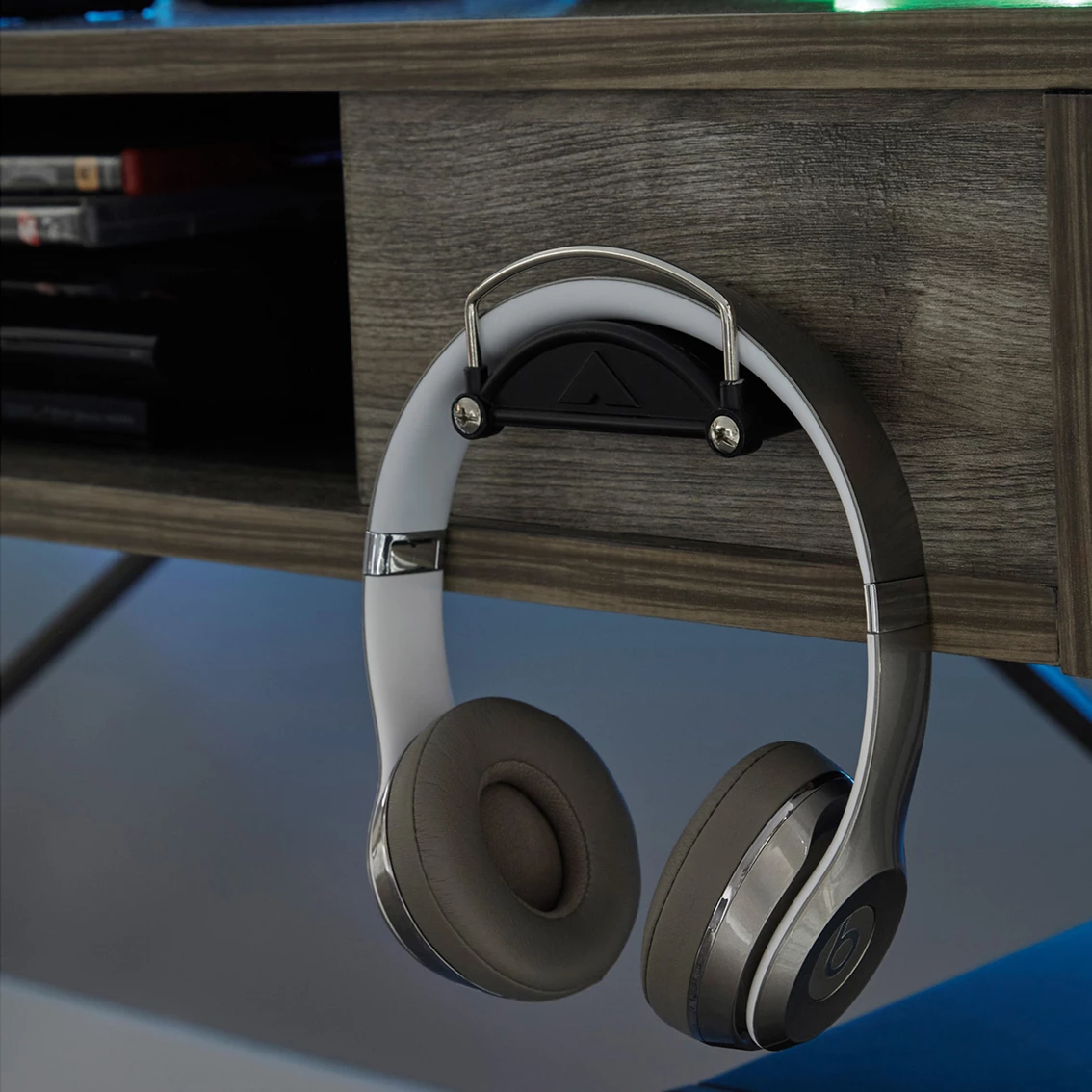 Best deal ???? Signature Design By Ashley Barolli Gaming Desk With Monitor Stand ???? 7 Best deal ???? Signature Design By Ashley Barolli Gaming Desk With Monitor Stand ???? - Image 7