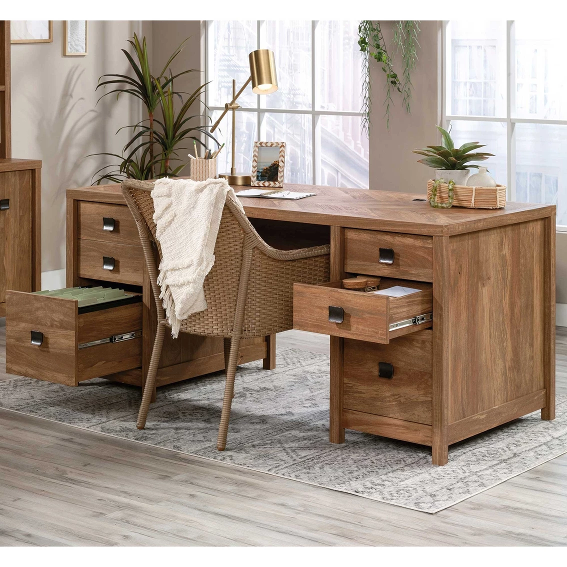 Outlet ⌛ Sauder Cannery Bridge Executive Desk ???? 3 Outlet ⌛ Sauder Cannery Bridge Executive Desk ???? - Image 3
